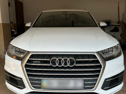 Белый Ауди Ку 7, объемом двигателя 2.97 л и пробегом 63 тыс. км за 43800 $, фото 1 на Automoto.ua