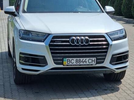 Белый Ауди Ку 7, объемом двигателя 3 л и пробегом 251 тыс. км за 25500 $, фото 1 на Automoto.ua