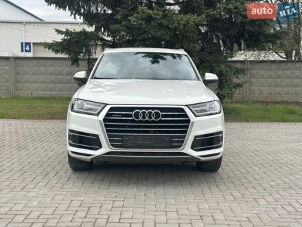 Белый Ауди Ку 7, объемом двигателя 3 л и пробегом 201 тыс. км за 32700 $, фото 1 на Automoto.ua