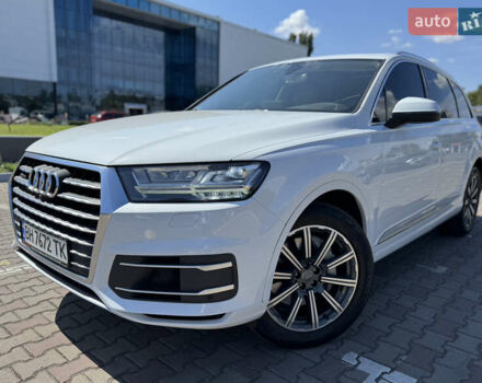 Белый Ауди Ку 7, объемом двигателя 3 л и пробегом 165 тыс. км за 27000 $, фото 1 на Automoto.ua