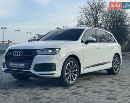 Белый Ауди Ку 7, объемом двигателя 2.97 л и пробегом 92 тыс. км за 39900 $, фото 1 на Automoto.ua