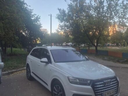 Белый Ауди Ку 7, объемом двигателя 3 л и пробегом 172 тыс. км за 28500 $, фото 1 на Automoto.ua