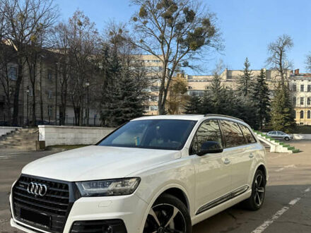 Ауди Ку 7 2017 в Львове на Automoto.ua Белый Ауди Ку 7, объемом двигателя 2 л и пробегом 95 тыс. км за 40500 $, фото 1 на Automoto.ua
