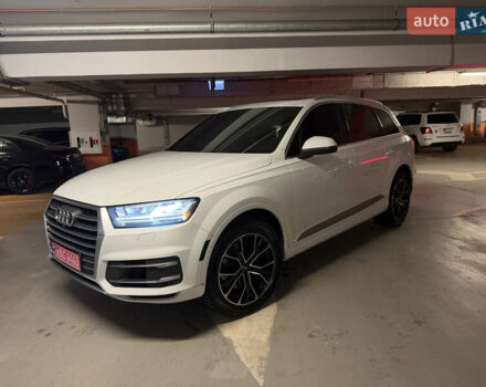 Белый Ауди Ку 7, объемом двигателя 3 л и пробегом 244 тыс. км за 27600 $, фото 1 на Automoto.ua