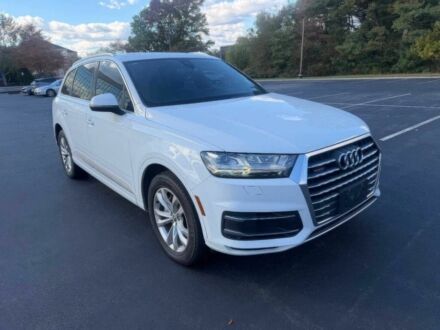 Белый Ауди Ку 7, объемом двигателя 2 л и пробегом 59 тыс. км за 17000 $, фото 1 на Automoto.ua