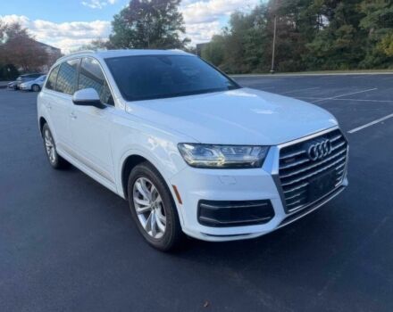 Белый Ауди Ку 7, объемом двигателя 2 л и пробегом 59 тыс. км за 17000 $, фото 1 на Automoto.ua