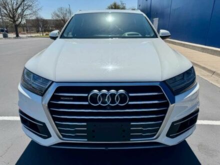Ауди Ку 7 2017 в Ужгороде на Automoto.ua Белый Ауди Ку 7, объемом двигателя 3 л и пробегом 59 тыс. км за 17000 $, фото 1 на Automoto.ua