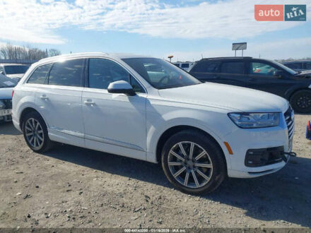 Белый Ауди Ку 7, объемом двигателя 3 л и пробегом 176 тыс. км за 19999 $, фото 1 на Automoto.ua