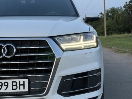 Білий Ауді Ку 7, об'ємом двигуна 2 л та пробігом 149 тис. км за 29900 $, фото 1 на Automoto.ua