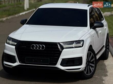 Ауді Ку 7 2017 у Одесі на Automoto.ua Білий Ауді Ку 7, об'ємом двигуна 2.97 л та пробігом 216 тис. км за 39700 $, фото 1 на Automoto.ua