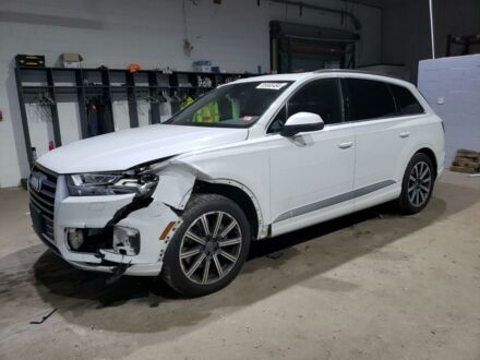 Ауди Ку 7 2017 в Львове на Automoto.ua Белый Ауди Ку 7, объемом двигателя 3 л и пробегом 212 тыс. км за 19000 $, фото 1 на Automoto.ua
