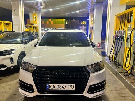 Белый Ауди Ку 7, объемом двигателя 3 л и пробегом 10700 тыс. км за 37000 $, фото 1 на Automoto.ua