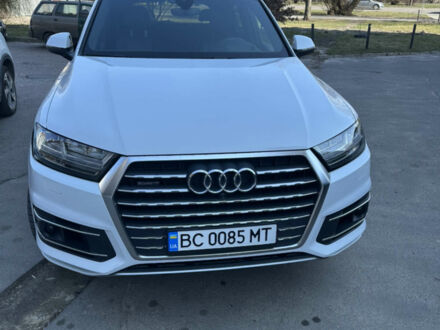 Белый Ауди Ку 7, объемом двигателя 3 л и пробегом 123 тыс. км за 35000 $, фото 1 на Automoto.ua