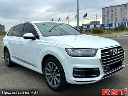 Ауди Ку 7 2018 в Киеве на Automoto.ua Белый Ауди Ку 7, объемом двигателя 3 л и пробегом 145 тыс. км за 39555 $, фото 1 на Automoto.ua