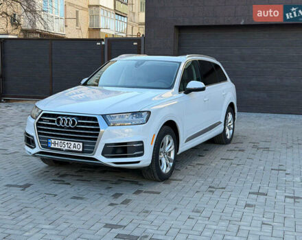 Белый Ауди Ку 7, объемом двигателя 3 л и пробегом 150 тыс. км за 28500 $, фото 1 на Automoto.ua