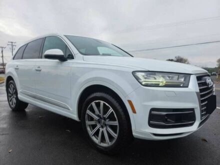 Белый Ауди Ку 7, объемом двигателя 3 л и пробегом 50 тыс. км за 8900 $, фото 1 на Automoto.ua