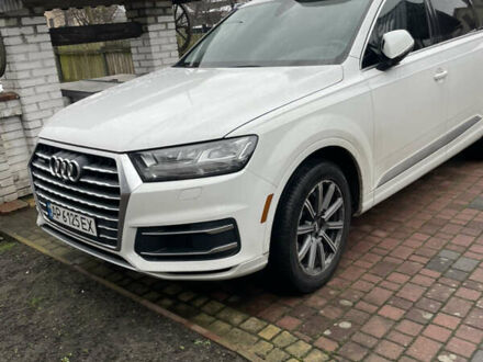 Белый Ауди Ку 7, объемом двигателя 2 л и пробегом 76 тыс. км за 35000 $, фото 1 на Automoto.ua