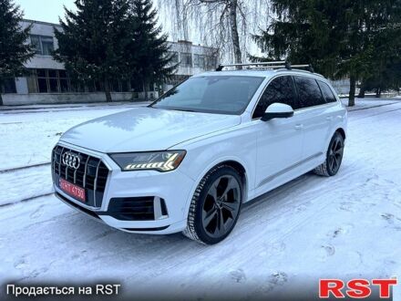 Белый Ауди Ку 7, объемом двигателя 3 л и пробегом 9500 тыс. км за 51999 $, фото 1 на Automoto.ua