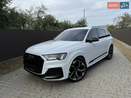 Ауді Ку 7 2020 у Бердичеве на Automoto.ua Білий Ауді Ку 7, об'ємом двигуна 2.97 л та пробігом 120 тис. км за 54999 $, фото 1 на Automoto.ua