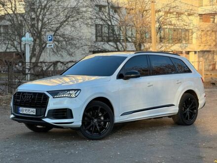 Белый Ауди Ку 7, объемом двигателя 3 л и пробегом 130 тыс. км за 36000 $, фото 1 на Automoto.ua