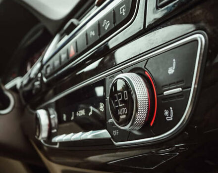 Бежевый Ауди Ку 7, объемом двигателя 3 л и пробегом 210 тыс. км за 27500 $, фото 27 на Automoto.ua