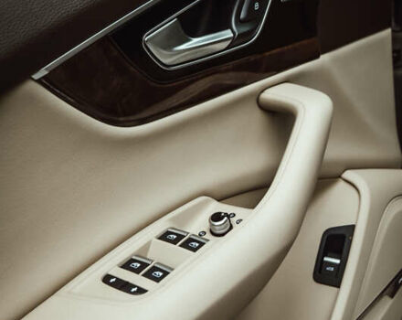 Бежевый Ауди Ку 7, объемом двигателя 3 л и пробегом 210 тыс. км за 27500 $, фото 14 на Automoto.ua