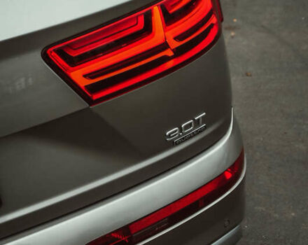 Бежевый Ауди Ку 7, объемом двигателя 3 л и пробегом 210 тыс. км за 27500 $, фото 9 на Automoto.ua