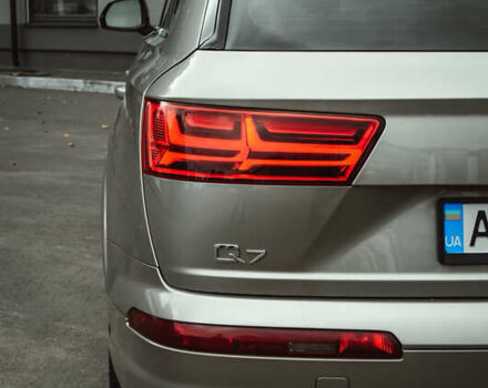 Бежевый Ауди Ку 7, объемом двигателя 3 л и пробегом 210 тыс. км за 27500 $, фото 8 на Automoto.ua