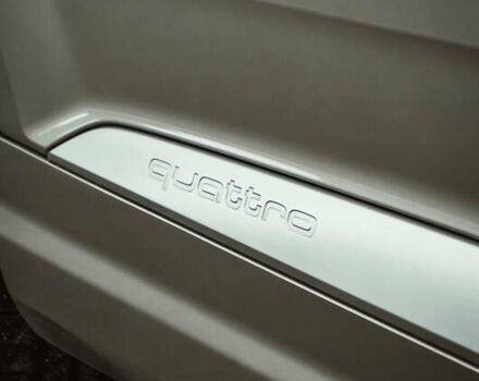 Бежевый Ауди Ку 7, объемом двигателя 3 л и пробегом 210 тыс. км за 27500 $, фото 2 на Automoto.ua