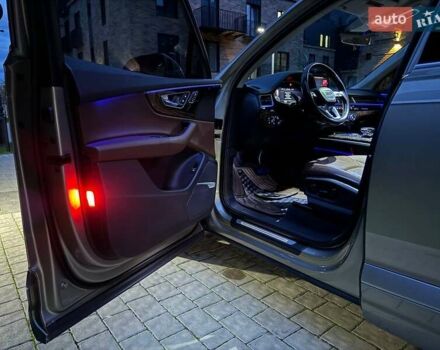 Бежевый Ауди Ку 7, объемом двигателя 3 л и пробегом 221 тыс. км за 19500 $, фото 5 на Automoto.ua