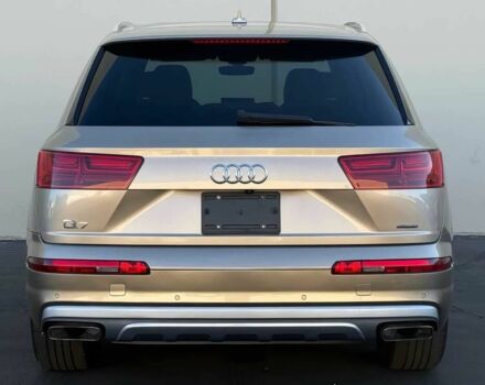 Бежевый Ауди Ку 7, объемом двигателя 2 л и пробегом 37 тыс. км за 18600 $, фото 5 на Automoto.ua