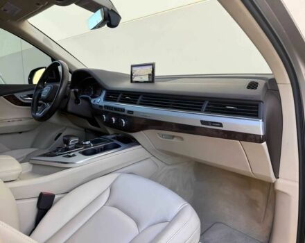 Бежевый Ауди Ку 7, объемом двигателя 2 л и пробегом 37 тыс. км за 18600 $, фото 9 на Automoto.ua