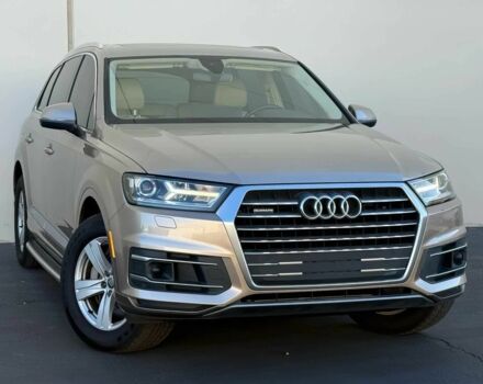 Бежевый Ауди Ку 7, объемом двигателя 2 л и пробегом 32 тыс. км за 11900 $, фото 1 на Automoto.ua