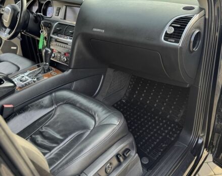 Черный Ауди Ку 7, объемом двигателя 3.6 л и пробегом 268 тыс. км за 9800 $, фото 5 на Automoto.ua