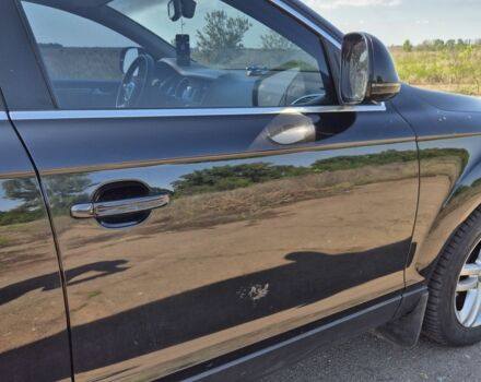 Черный Ауди Ку 7, объемом двигателя 3.6 л и пробегом 214 тыс. км за 9000 $, фото 6 на Automoto.ua