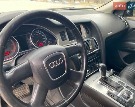 Черный Ауди Ку 7, объемом двигателя 2.97 л и пробегом 257 тыс. км за 12200 $, фото 16 на Automoto.ua