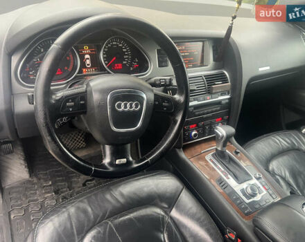 Черный Ауди Ку 7, объемом двигателя 3 л и пробегом 373 тыс. км за 10999 $, фото 17 на Automoto.ua