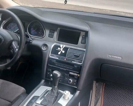 Черный Ауди Ку 7, объемом двигателя 3 л и пробегом 355 тыс. км за 10700 $, фото 5 на Automoto.ua