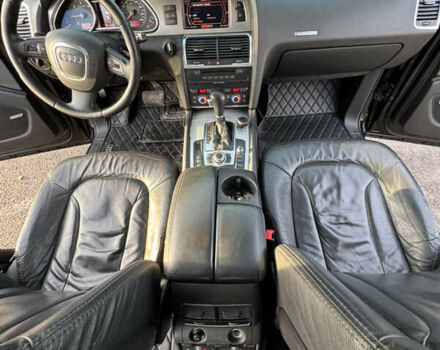 Ауді Ку 7 2006 у Ковель на Automoto.ua Чорний Ауді Ку 7, об'ємом двигуна 2.97 л та пробігом 397 тис. км за 13900 $, фото 14 на Automoto.ua