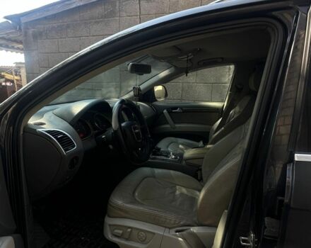 Чорний Ауді Ку 7, об'ємом двигуна 3 л та пробігом 381 тис. км за 5906 $, фото 13 на Automoto.ua