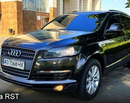 Черный Ауди Ку 7, объемом двигателя 3 л и пробегом 340 тыс. км за 12000 $, фото 1 на Automoto.ua