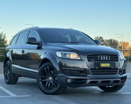 Черный Ауди Ку 7, объемом двигателя 4.2 л и пробегом 250 тыс. км за 9900 $, фото 2 на Automoto.ua