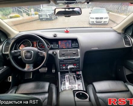 Черный Ауди Ку 7, объемом двигателя 4.2 л и пробегом 336 тыс. км за 9800 $, фото 5 на Automoto.ua