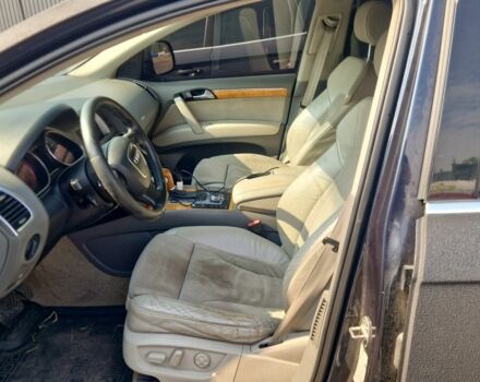 Чорний Ауді Ку 7, об'ємом двигуна 3 л та пробігом 299 тис. км за 9999 $, фото 5 на Automoto.ua