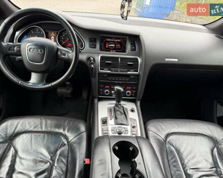 Чорний Ауді Ку 7, об'ємом двигуна 3 л та пробігом 320 тис. км за 8950 $, фото 24 на Automoto.ua