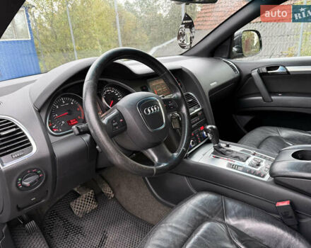 Чорний Ауді Ку 7, об'ємом двигуна 3 л та пробігом 320 тис. км за 8950 $, фото 14 на Automoto.ua