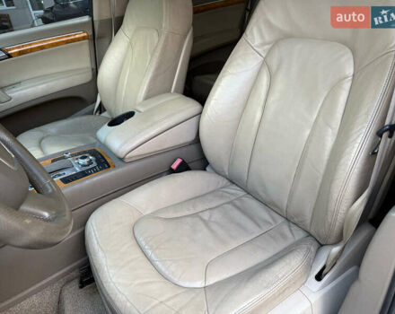 Черный Ауди Ку 7, объемом двигателя 4.2 л и пробегом 260 тыс. км за 10440 $, фото 18 на Automoto.ua