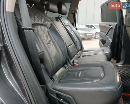 Чорний Ауді Ку 7, об'ємом двигуна 4.2 л та пробігом 220 тис. км за 10000 $, фото 40 на Automoto.ua