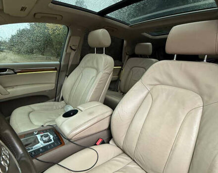 Черный Ауди Ку 7, объемом двигателя 4.16 л и пробегом 279 тыс. км за 10000 $, фото 18 на Automoto.ua