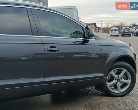 Чорний Ауді Ку 7, об'ємом двигуна 4.2 л та пробігом 220 тис. км за 10000 $, фото 13 на Automoto.ua